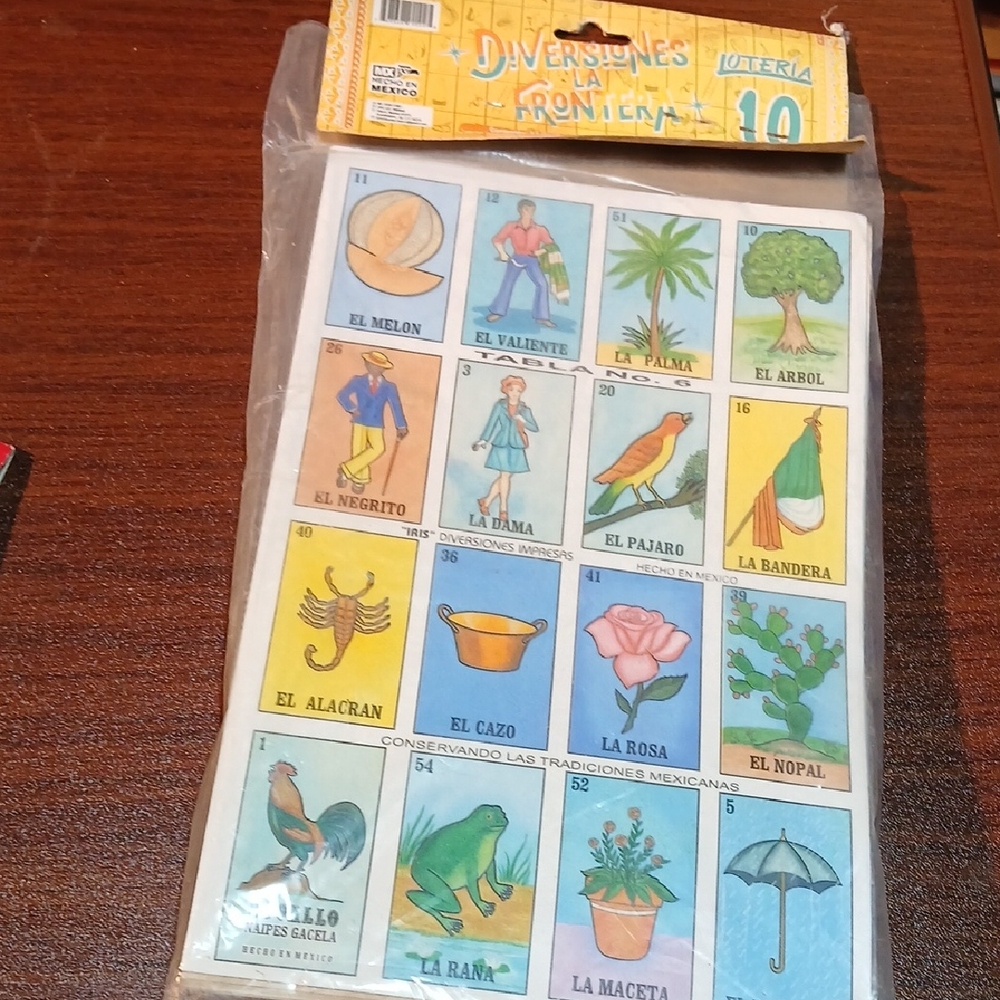 Lotería Game Set with Colorful Cards